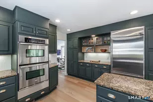 34 Milan Rd, Woodbridge, CT 06525 - Photo 13