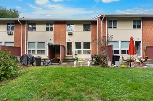 248 Centerbrook Rd, Hamden, CT 06518 - Photo 23