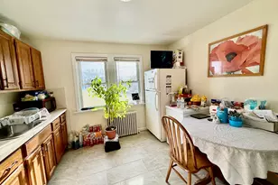 28 Beal St, Stamford, CT 06902 - Photo 13