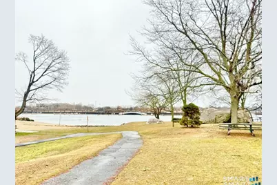 28 Beal Street, Stamford, CT 06902 - Photo 33