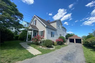 28 Beal St, Stamford, CT 06902 - Photo 29