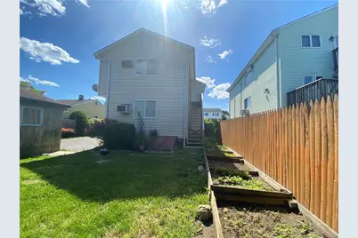 28 Beal Street, Stamford, CT 06902 - Photo 25