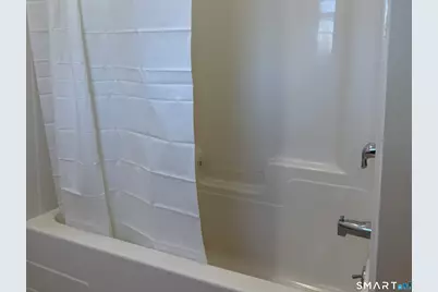 765 Hart Street, Bridgeport, CT 06606 - Photo 29