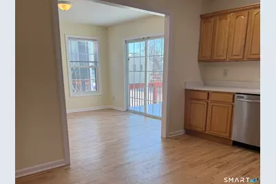 765 Hart Street, Bridgeport, CT 06606 - Photo 15