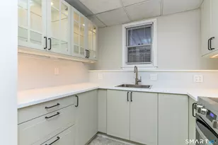 166 Round Hill Rd, Naugatuck, CT 06770 - Photo 23