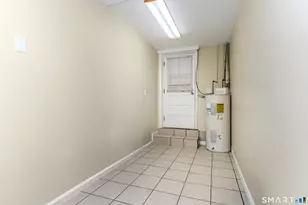 166 Round Hill Rd, Naugatuck, CT 06770 - Photo 29