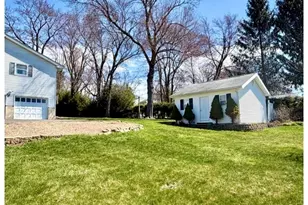 166 Round Hill Rd, Naugatuck, CT 06770 - Photo 35