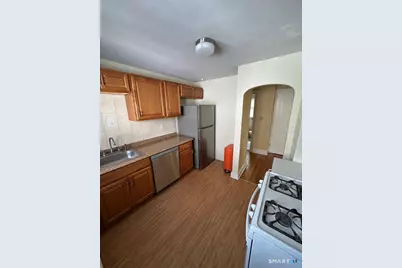 28 Hobbie Street, Stamford, CT 06902 - Photo 9