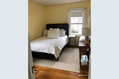 28 Hobbie Street, Stamford, CT 06902 - Photo 7