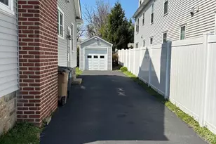 28 Hobbie St, Stamford, CT 06902 - Photo 11