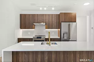 100 E Putnam Ave, Greenwich, CT 06807 - Photo 15