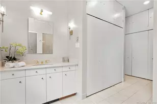 345 Governors Ln, Fairfield, CT 06824 - Photo 23