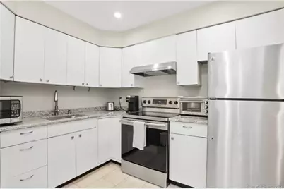 345 Governors Lane, Fairfield, CT 06824 - Photo 37