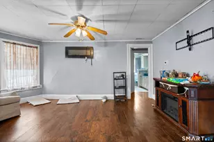 185 Bunker Hill Ave, Waterbury, CT 06708 - Photo 21