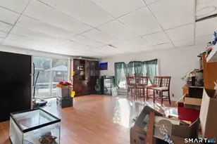 185 Bunker Hill Ave, Waterbury, CT 06708 - Photo 17