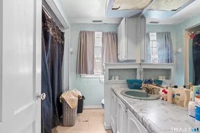 185 Bunker Hill Avenue, Waterbury, CT 06708 - Photo 35