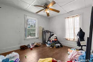 185 Bunker Hill Ave, Waterbury, CT 06708 - Photo 27