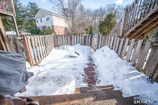 4 Georgetown Dr, Enfield, CT 06082 - Photo 25