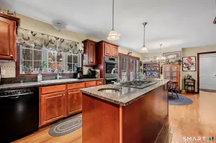 16 Jonathan Dr, Roxbury, CT 06783 - Photo 13