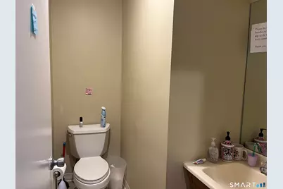 27 Oak Street, Stamford, CT 06905 - Photo 11