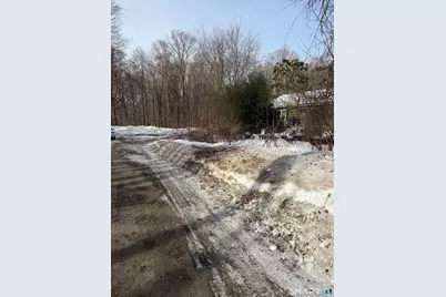 40 Towns End Road, Newtown, CT 06470 - Photo 1