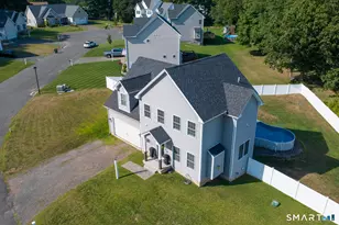 70 Jack English Dr, Middletown, CT 06457 - Photo 5