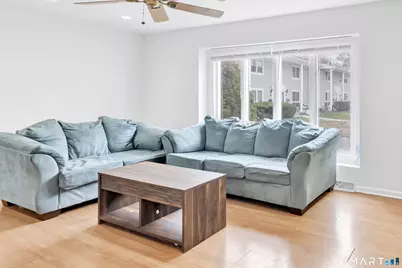 40 Carriage Path North #40, Milford, CT 06460 - Photo 5