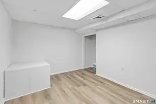 40 Carriage Path N, Milford, CT 06460 - Photo 27