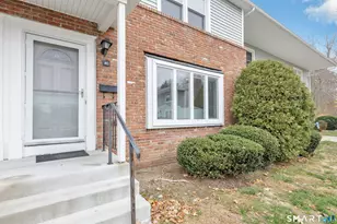 40 Carriage Path N, Milford, CT 06460 - Photo 3