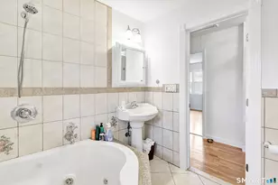 40 Carriage Path N, Milford, CT 06460 - Photo 19