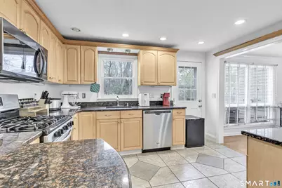 40 Carriage Path North #40, Milford, CT 06460 - Photo 11