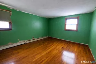 17 Forest Ln, Bloomfield, CT 06002 - Photo 5