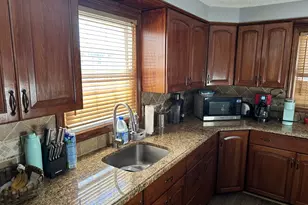 45 Swampscott St, West Haven, CT 06516 - Photo 5