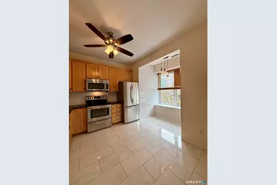 35 Maple Tree Avenue #APT 1, Stamford, CT 06906 - Photo 9