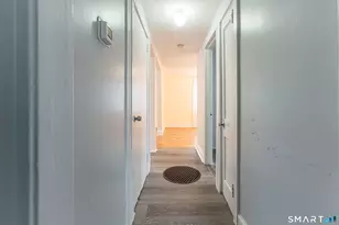 83 Stone St, Hartford, CT 06106 - Photo 11