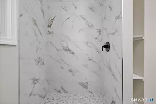 38 Bristol St, West Haven, CT 06516 - Photo 5