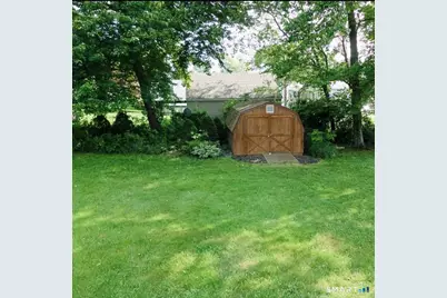 100 Spice Hill Drive, Meriden, CT 06451 - Photo 33