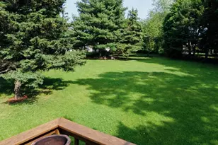 100 Spice Hill Dr, Meriden, CT 06451 - Photo 35