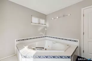 65 Fitch Meadow Ln, South Windsor, CT 06074 - Photo 23