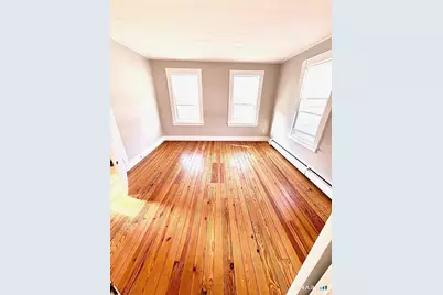 25 Westfield Avenue, Bridgeport, CT 06606 - Photo 9