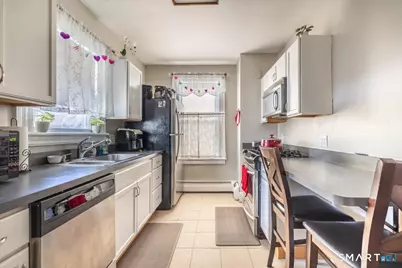 25 Westfield Avenue, Bridgeport, CT 06606 - Photo 15