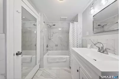 69 Bloomfield Avenue, Hartford, CT 06105 - Photo 25