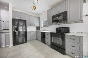 110 Corbin Rd, Hamden, CT 06517 - Photo 1