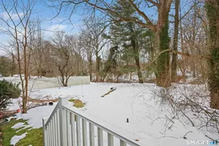 110 Corbin Rd, Hamden, CT 06517 - Photo 27