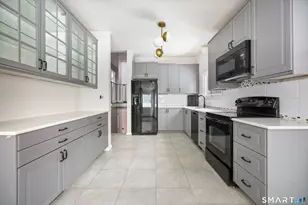 110 Corbin Rd, Hamden, CT 06517 - Photo 5