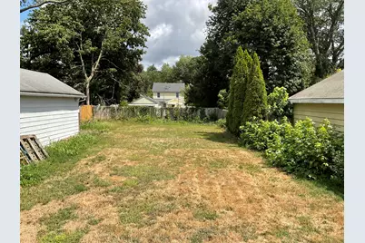 37 Westminster Street, Hamden, CT 06518 - Photo 31