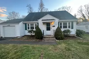 23 Pinewood Rd, Hamden, CT 06518 - Photo 27