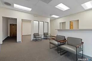 124 White Oak Dr, Berlin, CT 06037 - Photo 1