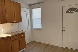 81 Spruce St, West Haven, CT 06516 - Photo 5