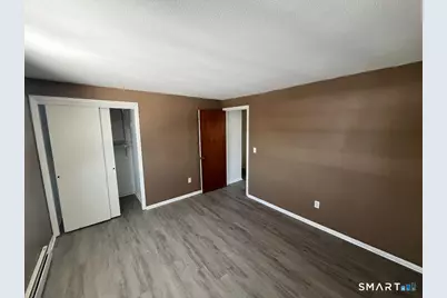 633 Center Street #APT E, Manchester, CT 06040 - Photo 13